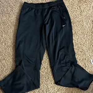 Black nike sweats